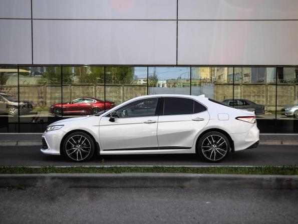 Toyota Camry VIII (XV70) Рестайлинг с пробегом 2021 года, цена 3 689 000 рублей, 66336 км, седан, Автокод Объявления