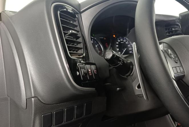 Mitsubishi Outlander III с пробегом 2013 года, цена 1 250 000 рублей, 259200 км, внедорожник, Автокод Объявления