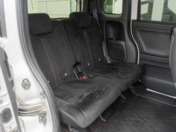 Honda N-BOX II с пробегом 2018 года, цена 950 000 рублей, 86399 км, микровэн, Автокод Объявления