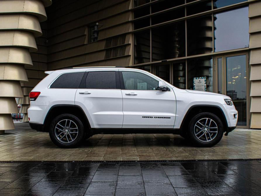 Jeep Grand Cherokee IV (WK2) Рестайлинг Москва  - изображение 4