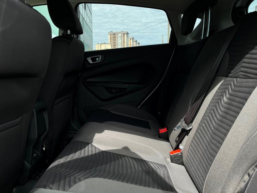 Ford Fiesta Mk6 Рестайлинг Санкт-Петербург  - изображение 9
