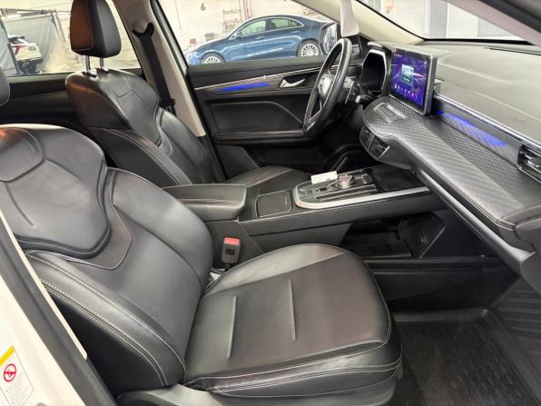 Haval Jolion I Рестайлинг с пробегом 2023 года, цена 1 877 000 рублей, 82000 км, внедорожник, Автокод Объявления