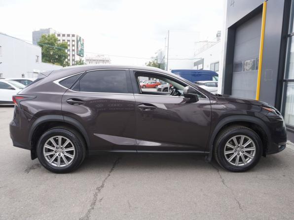 Lexus NX I с пробегом 2015 года, цена 1 970 000 рублей, 258802 км, внедорожник, Автокод Объявления