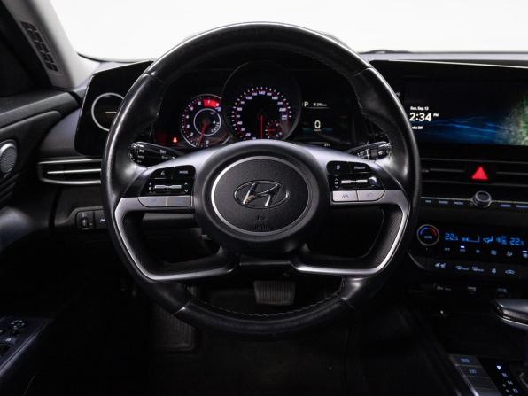 Hyundai Avante VII с пробегом 2021 года, цена 1 999 000 рублей, 135449 км, седан, Автокод Объявления