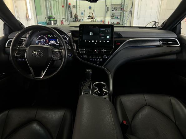 Toyota Camry VIII (XV70) Рестайлинг с пробегом 2023 года, цена 3 300 000 рублей, 61158 км, седан, Автокод Объявления
