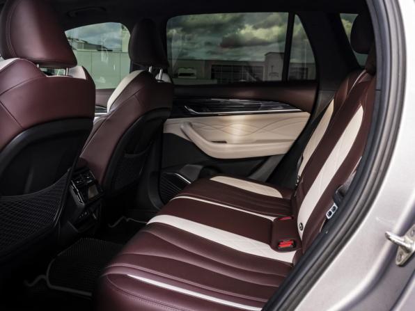 Geely Monjaro I с пробегом 2023 года, цена 2 908 000 рублей, 110774 км, внедорожник, Автокод Объявления