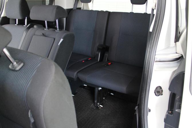 Toyota Voxy III (R80) с пробегом 2016 года, цена 2 085 000 рублей, 98976 км, минивэн, Автокод Объявления