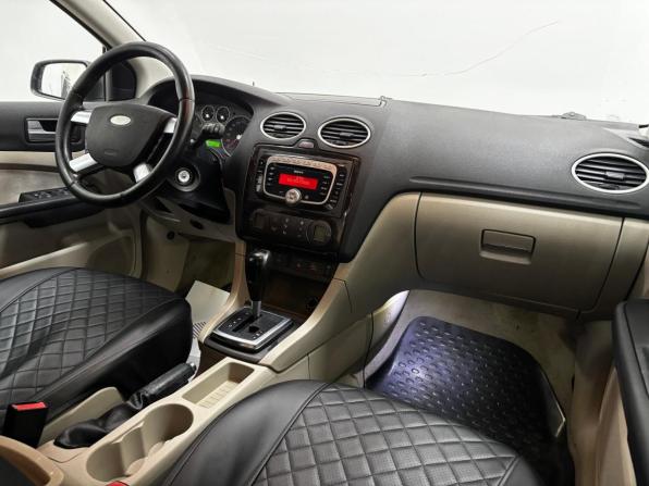 Ford Focus II с пробегом 2006 года, цена 420 000 рублей, 328313 км, седан, Автокод Объявления
