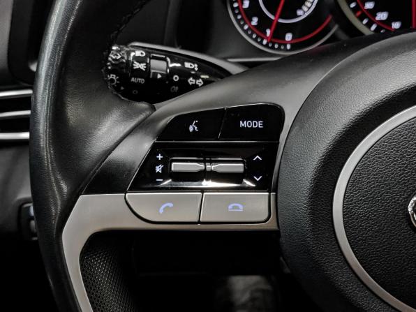 Hyundai Elantra VII (CN7) с пробегом 2022 года, цена 2 055 000 рублей, 73028 км, седан, Автокод Объявления