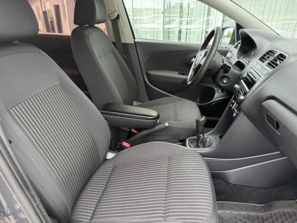 Volkswagen Polo V с пробегом 2011 года, цена 650 000 рублей, 203890 км, седан, Автокод Объявления