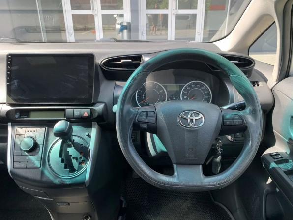 Toyota Wish II с пробегом 2011 года, цена 935 000 рублей, 199000 км, минивэн, Автокод Объявления