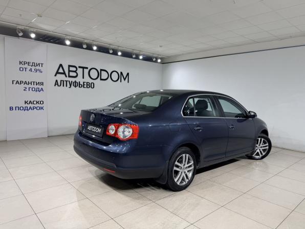 Volkswagen Jetta V с пробегом 2010 года, цена 525 000 рублей, 312272 км, седан, Автокод Объявления