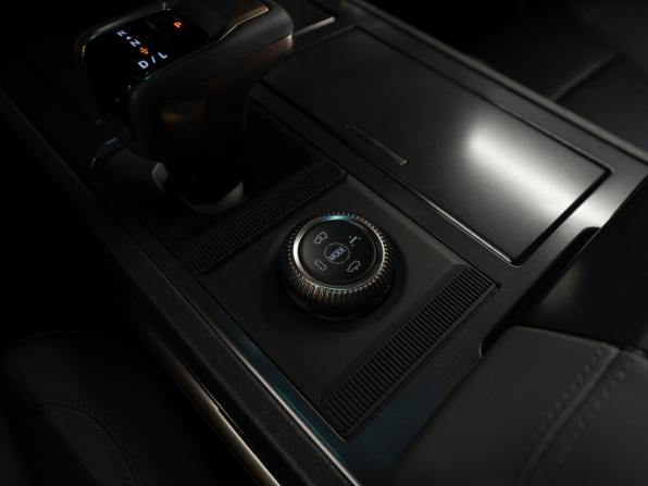 GMC Hummer EV с пробегом 2024 года, цена 18 900 000 рублей, 11 км, внедорожник, Автокод Объявления
