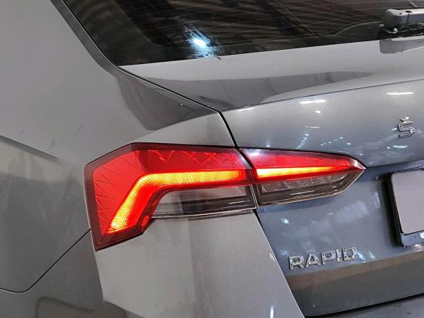 Skoda Rapid II с пробегом 2021 года, цена 1 729 000 рублей, 113110 км, лифтбек, Автокод Объявления