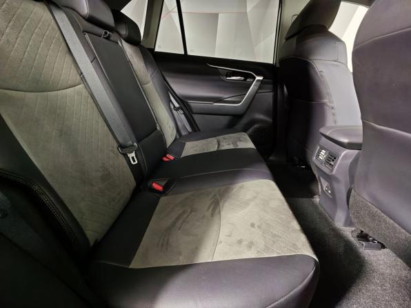 Toyota RAV4 V (XA50) с пробегом 2025 года, цена 3 755 000 рублей, 12175 км, внедорожник, Автокод Объявления