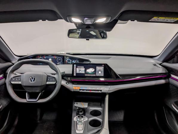 Changan UNI-V I с пробегом 2024 года, цена 2 500 000 рублей, 7734 км, лифтбек, Автокод Объявления
