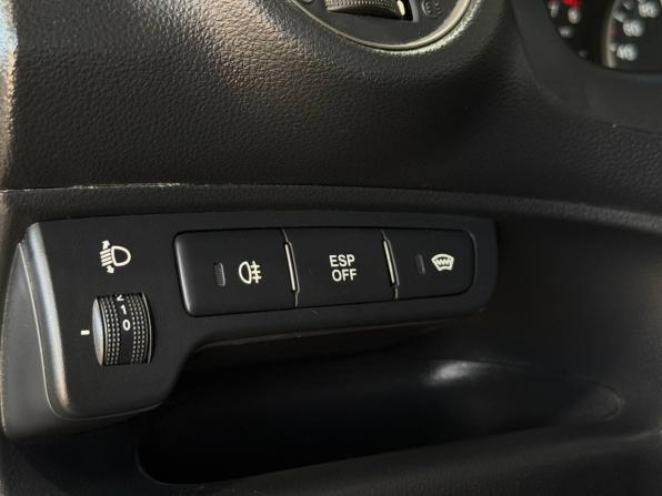 Kia Carens II (UN) с пробегом 2010 года, цена 799 900 рублей, 216000 км, компактвэн, Автокод Объявления