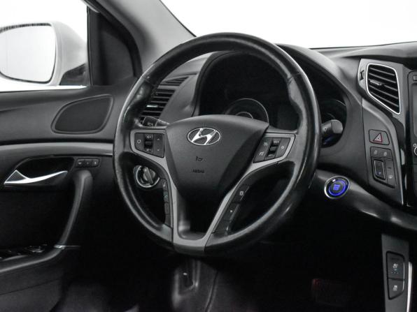 Hyundai i40 I Рестайлинг с пробегом 2015 года, цена 1 310 000 рублей, 127760 км, седан, Автокод Объявления