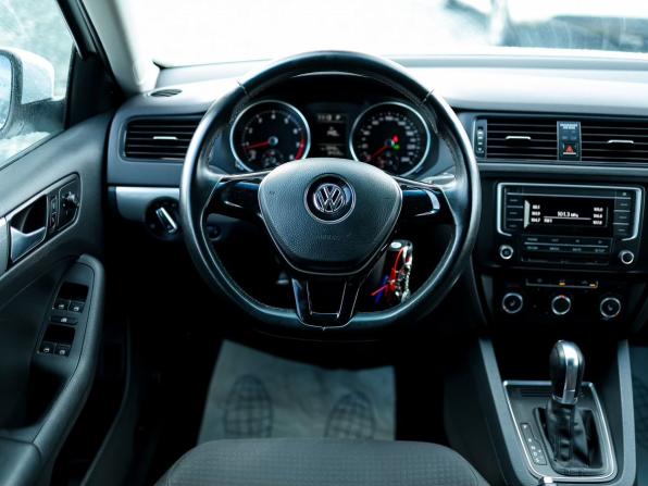 Volkswagen Jetta VI Рестайлинг с пробегом 2016 года, цена 1 430 000 рублей, 84535 км, седан, Автокод Объявления