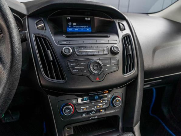Ford Focus III Рестайлинг с пробегом 2017 года, цена 1 079 000 рублей, 103544 км, седан, Автокод Объявления