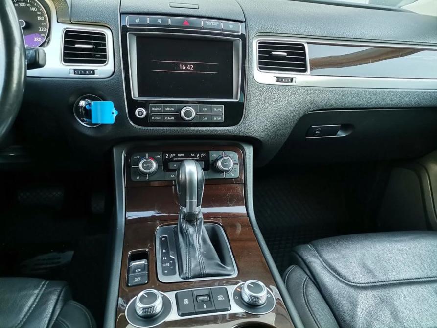Volkswagen Touareg II Рестайлинг Москва  - изображение 12