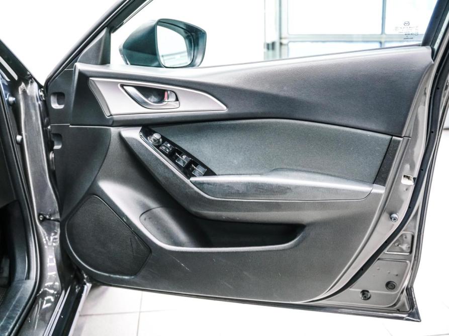 Mazda Axela III Рестайлинг Красноярск  - изображение 11