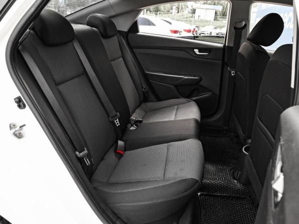 Hyundai Solaris II Рестайлинг с пробегом 2021 года, цена 1 398 000 рублей, 102405 км, седан, Автокод Объявления
