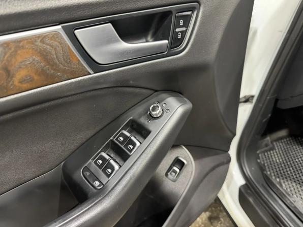 Audi Q5 I (8R) Рестайлинг с пробегом 2014 года, цена 1 725 000 рублей, 220000 км, внедорожник, Автокод Объявления