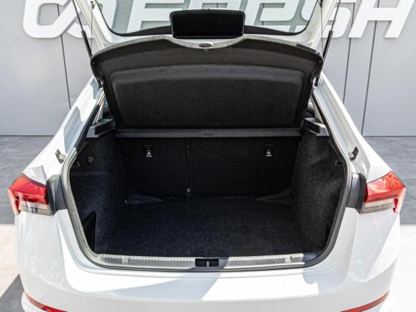 Skoda Rapid II с пробегом 2021 года, цена 1 760 000 рублей, 86383 км, лифтбек, Автокод Объявления