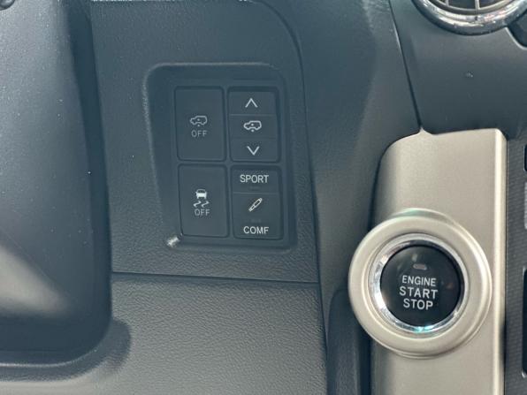 Toyota Land Cruiser Prado 150 Series с пробегом 2011 года, цена 2 859 000 рублей, 149174 км, внедорожник, Автокод Объявления