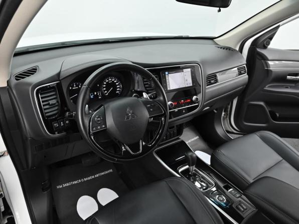 Mitsubishi Outlander III Рестайлинг 3 с пробегом 2020 года, цена 1 999 000 рублей, 287000 км, внедорожник, Автокод Объявления