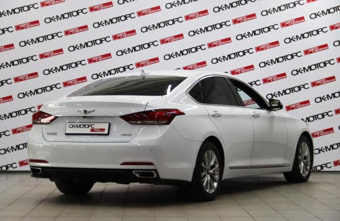 Hyundai Genesis II с пробегом 2015 года, цена 1 995 950 рублей, 178367 км, седан, Автокод Объявления