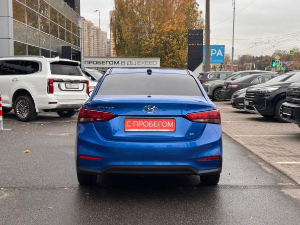 Hyundai Solaris II с пробегом 2017 года, цена 1 119 000 рублей, 89450 км, седан, Автокод Объявления