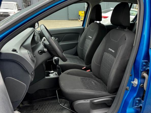 Renault Sandero II с пробегом 2017 года, цена 1 079 000 рублей, 96186 км, хэтчбек, Автокод Объявления