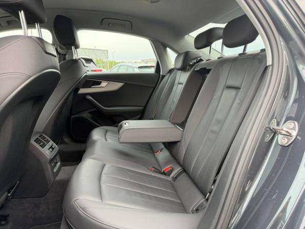 Audi A4 V (B9) Рестайлинг с пробегом 2020 года, цена 2 965 000 рублей, 85845 км, седан, Автокод Объявления