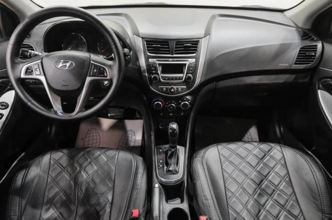 Hyundai Solaris I Рестайлинг с пробегом 2015 года, цена 989 000 рублей, 212000 км, седан, Автокод Объявления