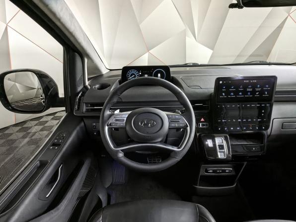 Hyundai Staria I с пробегом 2021 года, цена 4 750 000 рублей, 66583 км, минивэн, Автокод Объявления
