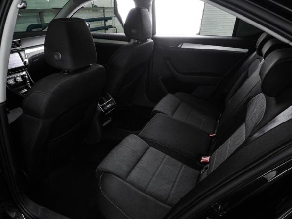 Skoda Superb III с пробегом 2017 года, цена 1 749 000 рублей, 182571 км, лифтбек, Автокод Объявления