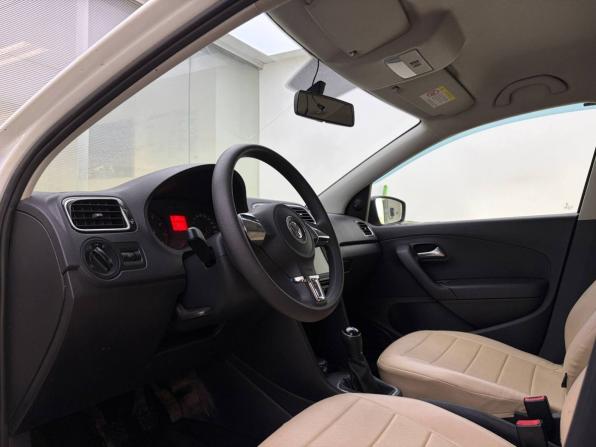 Volkswagen Polo V с пробегом 2014 года, цена 810 000 рублей, 71434 км, седан, Автокод Объявления