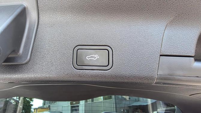 Geely Atlas Pro с пробегом 2022 года, цена 1 999 000 рублей, 72000 км, внедорожник, Автокод Объявления