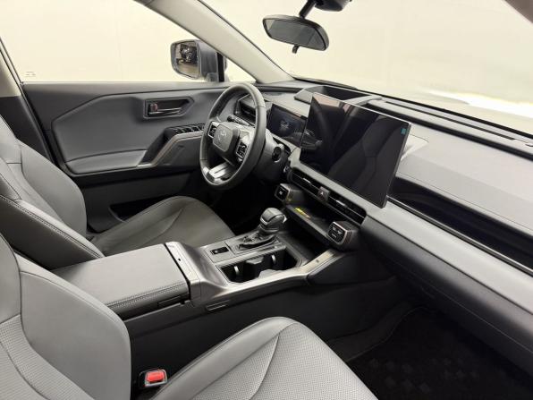 Toyota Wildlander II с пробегом 2026 года, цена 4 650 000 рублей, 12 км, внедорожник, Автокод Объявления