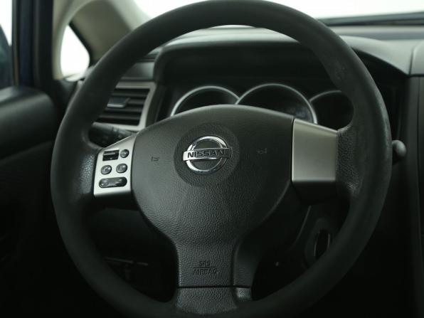 Nissan Tiida I с пробегом 2008 года, цена 403 000 рублей, 319091 км, хэтчбек, Автокод Объявления