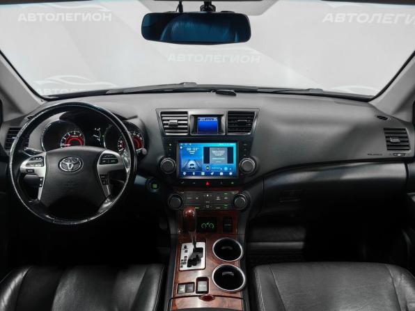 Toyota Highlander II (XU40) Рестайлинг с пробегом 2011 года, цена 1 860 000 рублей, 244080 км, внедорожник, Автокод Объявления