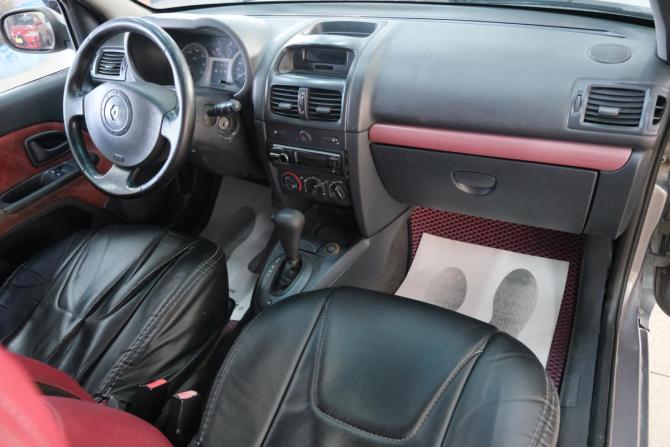 Renault Clio II Рестайлинг с пробегом 2002 года, цена 299 000 рублей, 315000 км, хэтчбек, Автокод Объявления