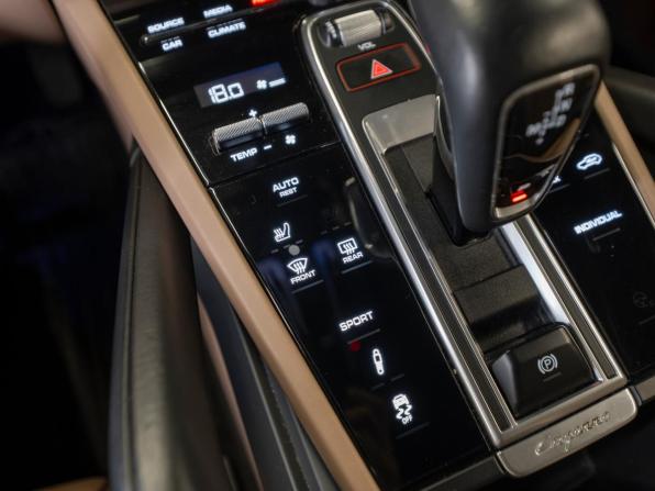 Porsche Cayenne III с пробегом 2019 года, цена 5 300 000 рублей, 198612 км, внедорожник, Автокод Объявления
