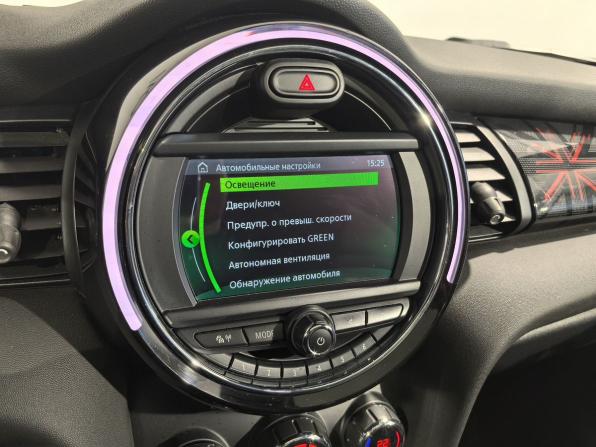 Mini Hatch III (F55/F56) Рестайлинг с пробегом 2021 года, цена 3 399 000 рублей, 66563 км, хэтчбек, Автокод Объявления