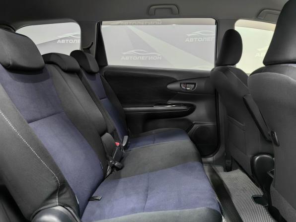 Toyota Wish II Рестайлинг с пробегом 2015 года, цена 1 600 000 рублей, 117641 км, минивэн, Автокод Объявления