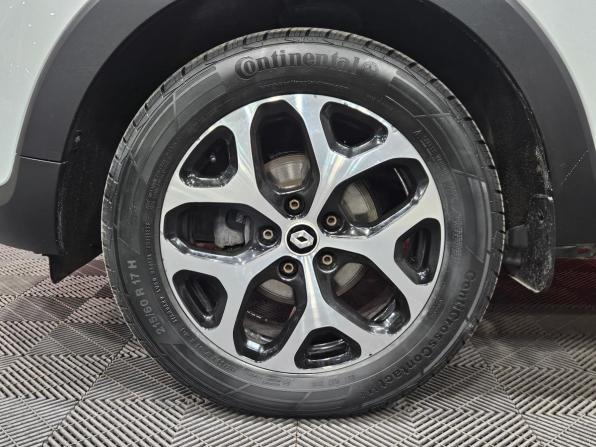 Renault Kaptur I с пробегом 2019 года, цена 1 399 000 рублей, 76249 км, внедорожник, Автокод Объявления