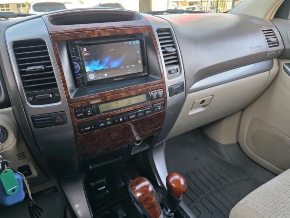 Toyota Land Cruiser Prado 120 Series Рестайлинг с пробегом 2007 года, цена 1 733 000 рублей, 376424 км, внедорожник, Автокод Объявления