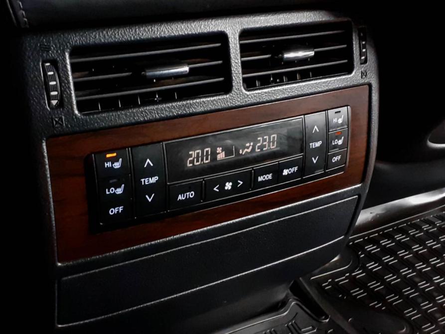 Toyota Land Cruiser 200 Series Рестайлинг 2 Москва  - изображение 29